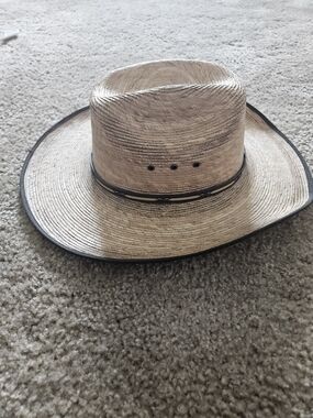 Jason Aldean Straw Cowboy Hat with Black Trim Juniors
